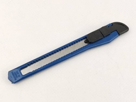 Нож канцелярский 09мм, с фиксатором, ассорти, арт. O0918-33