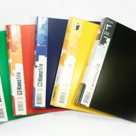 Папка с прозрачным вкладышем 10л. желтая 05М-10Е