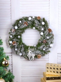 Новогодний венок светящийся "Зимний лес",50см, гирлянда в комплекте,  от батареек CR2032 НУ-2381